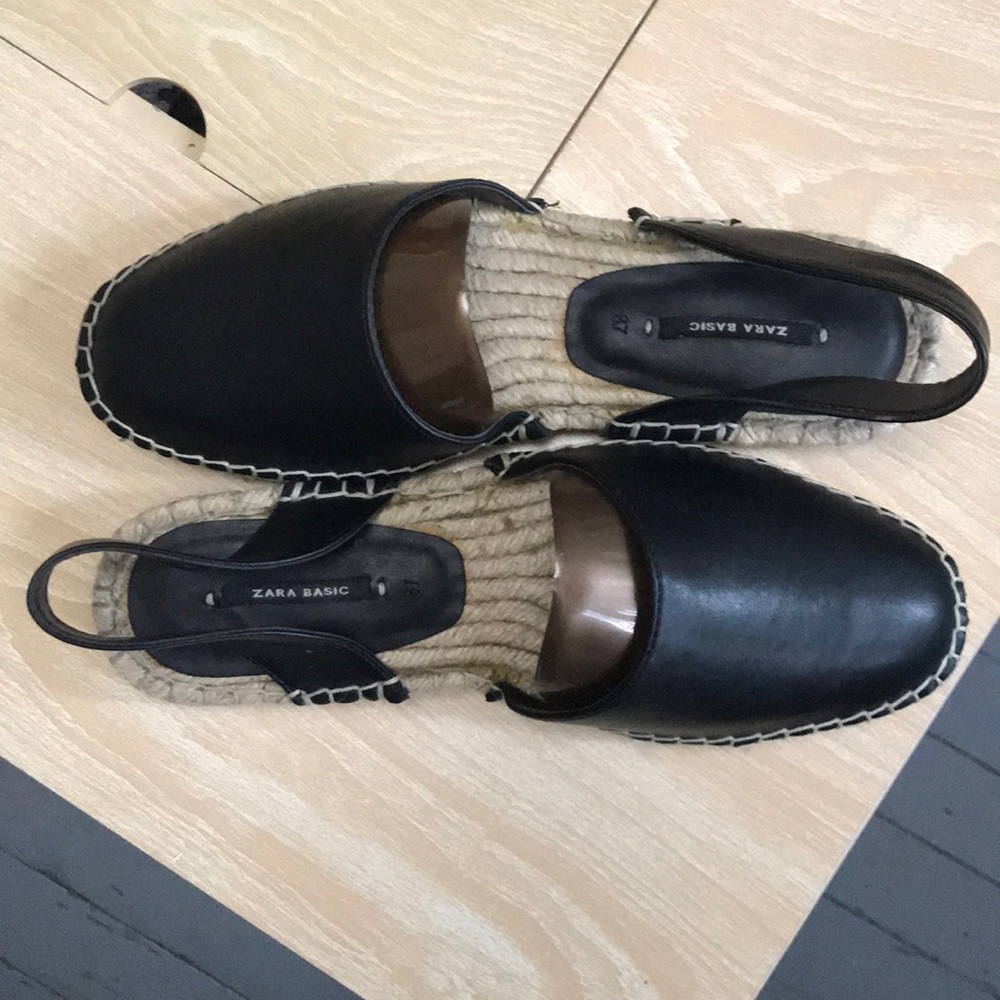 Shoes - Picture 4 of 5
